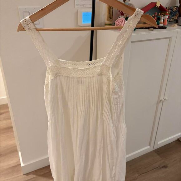 Wilfred Aritzia White Lace Pleated Mini Dress XS Coquette Bridal Shower - Picture 2 of 3